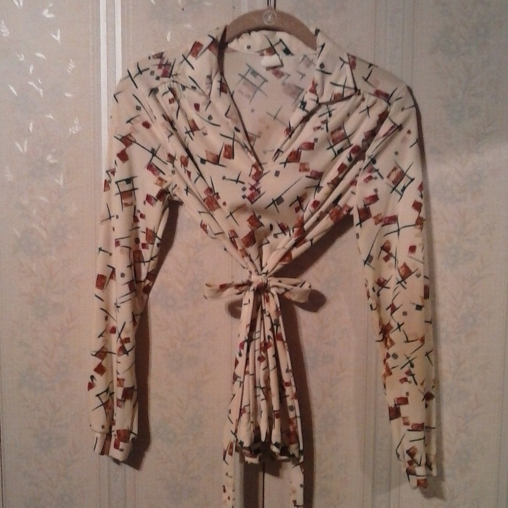 *UNION MADE BURGUNDY/BLUE/WHITE LONG SLEEVE TOP